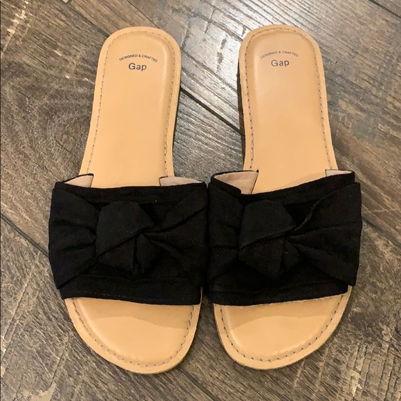 GAP Shoes - GAP Black Suede Knot Slides